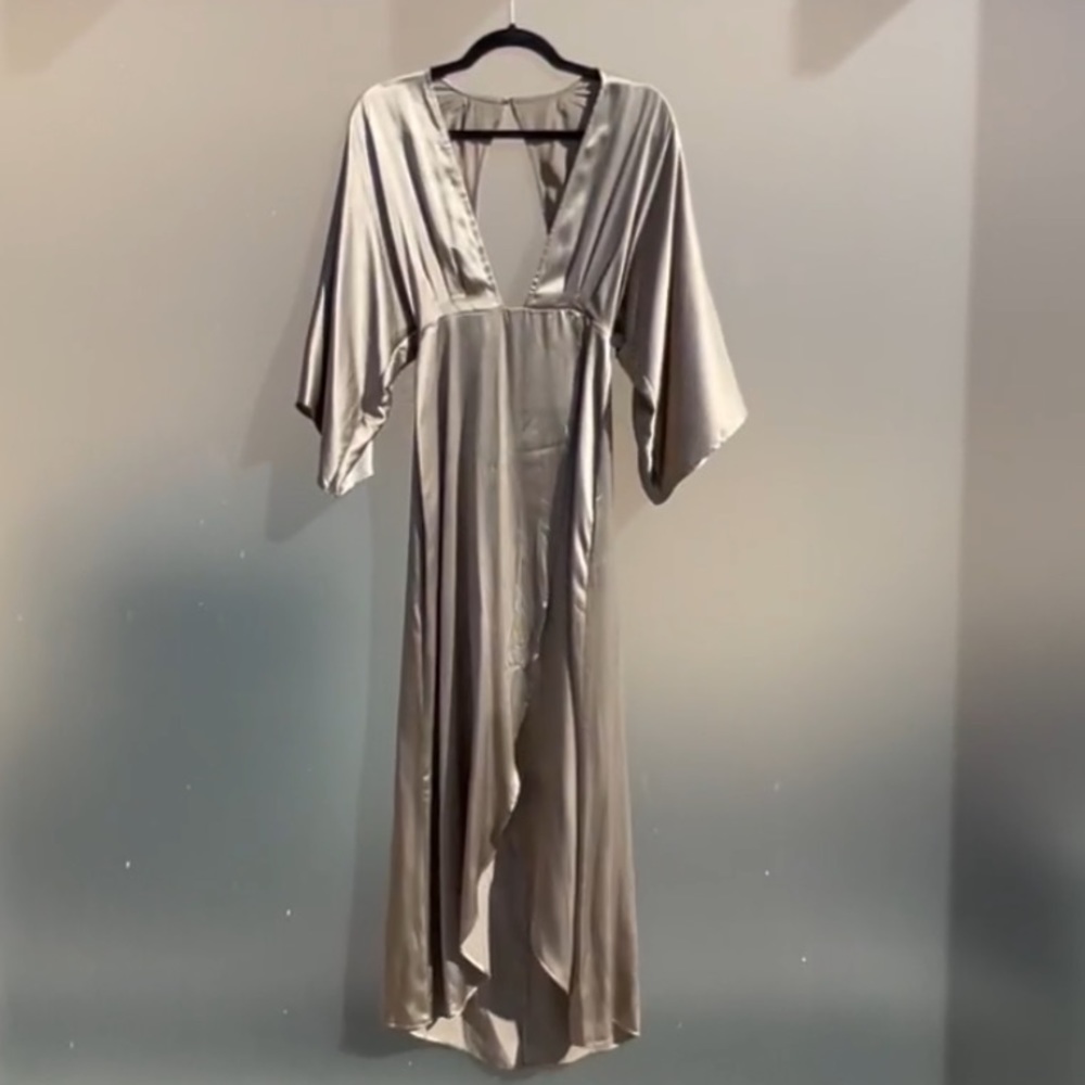 Reformation✨Silk Plunging Neck Dress.  Price is firm no offers